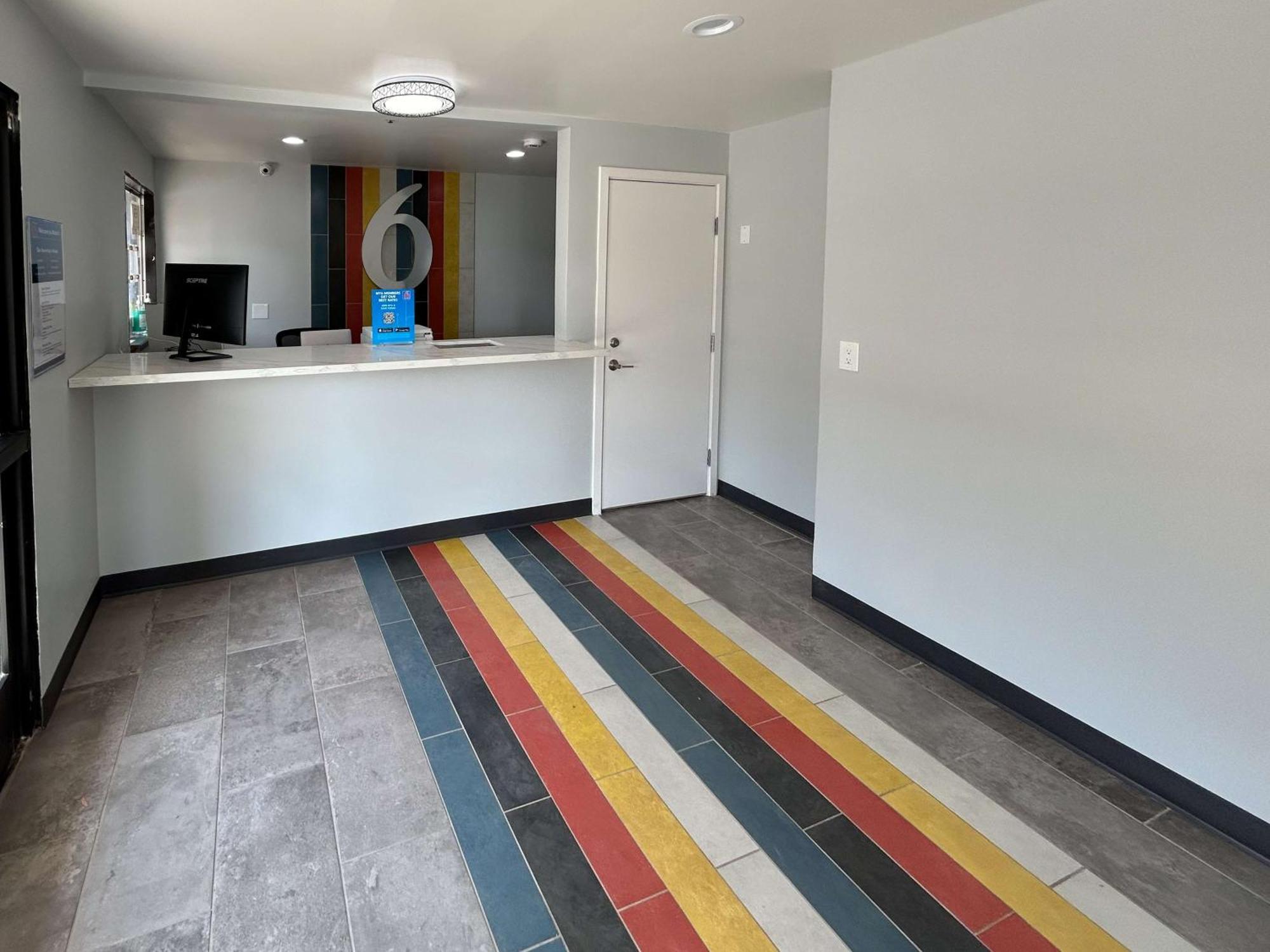 Motel 6 Lake Elsinore, Ca ภายนอก รูปภาพ